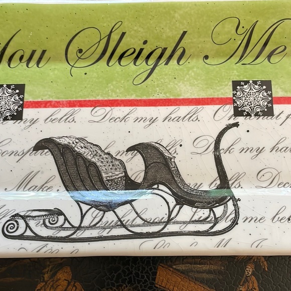 “You Sleigh Me” Christmas Platter by Muse Ware Pottery - Picture 4 of 11
